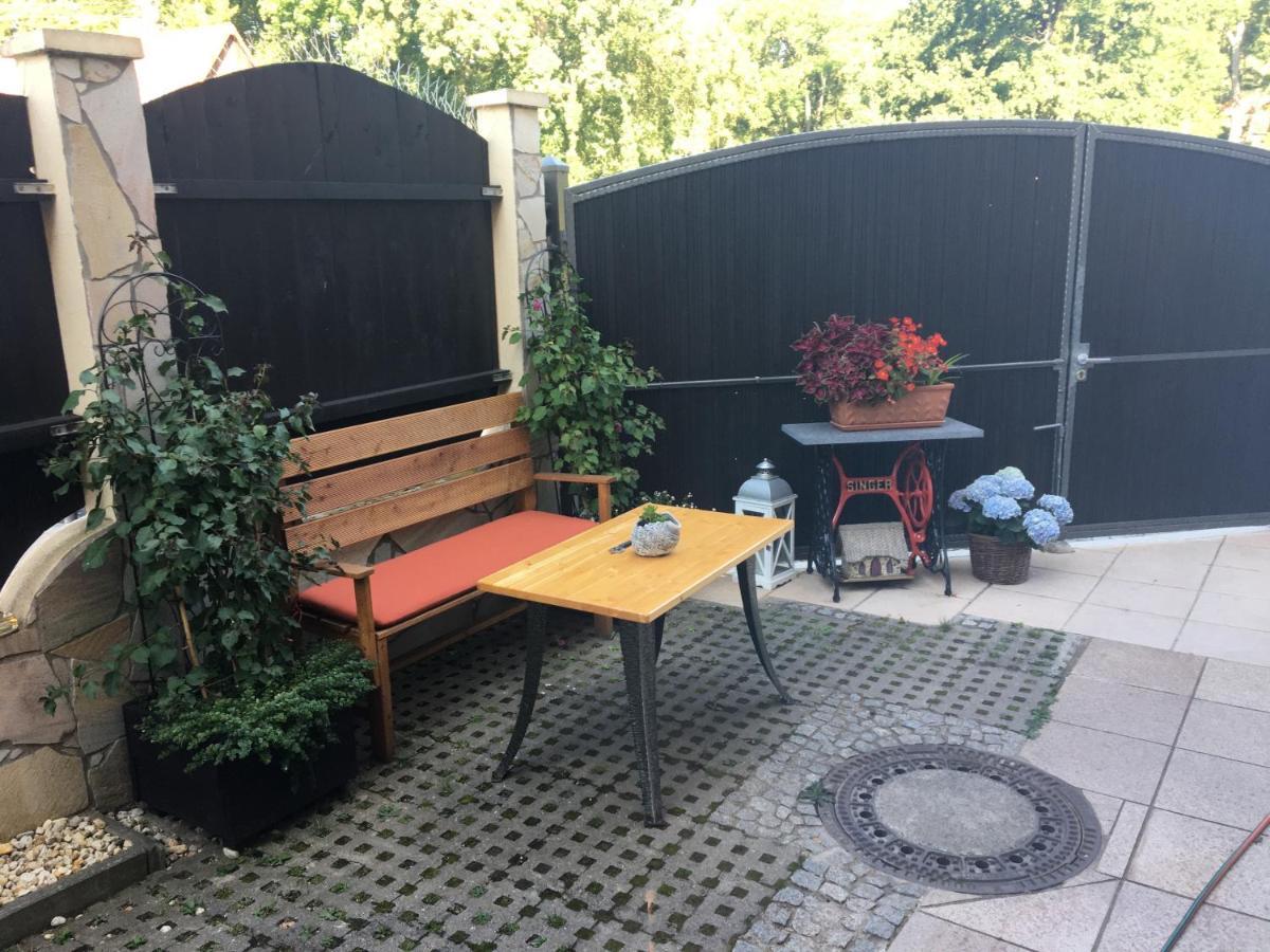 Ferienwohnung Am Goethe Park Fuer 2 Bis 3 Personen Єна Екстер'єр фото